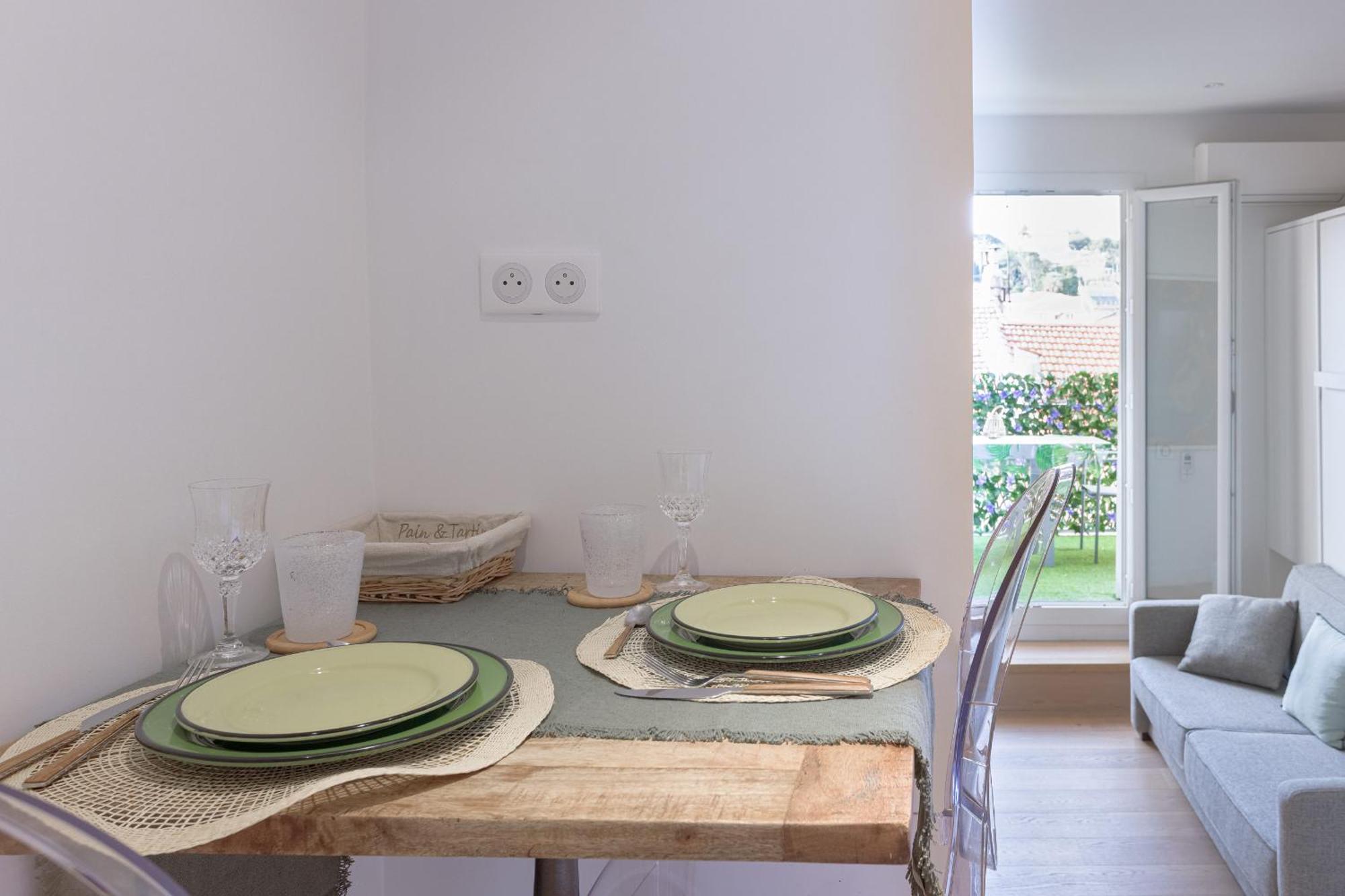 Un Ecrin Au Suquet - Studio, Clim, Balcon, Plage, Palais Des Festivals คานส์ ภายนอก รูปภาพ
